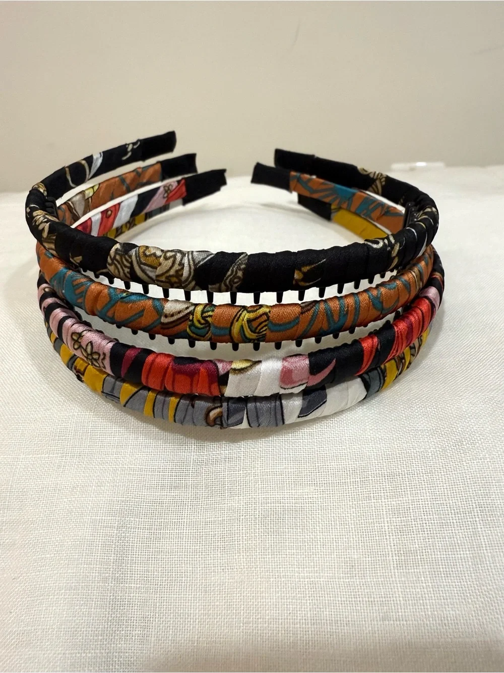 Patterned Satin Wrapped Combed Headbands - Multicolor 4